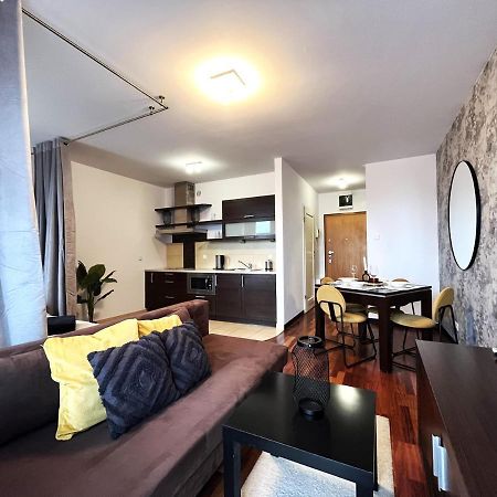 Jagielly Apartment ~ Self Check-In 24H ~ Parking & Lift Wrocław Eksteriør bilde