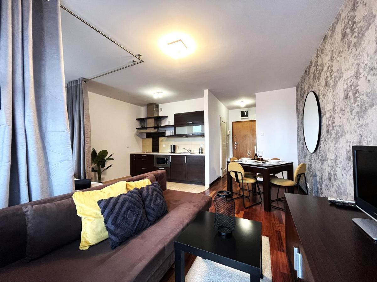Jagielly Apartment ~ Self Check-In 24H ~ Parking & Lift Wrocław Eksteriør bilde